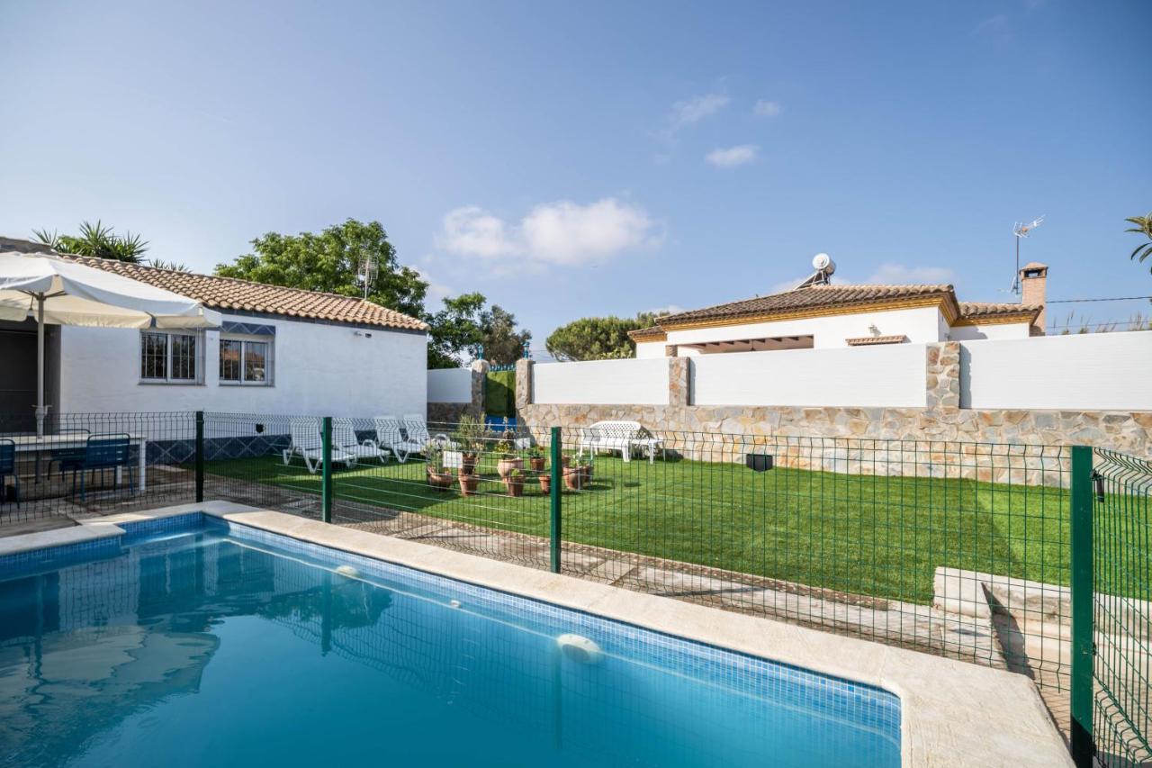 La Casita Azul - Mayores De 25 Chiclana de la Frontera Bagian luar foto
