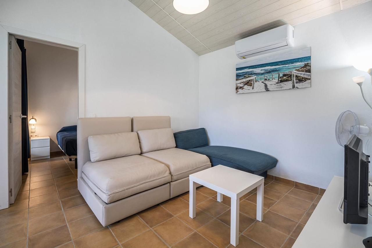 La Casita Azul - Mayores De 25 Chiclana de la Frontera Bagian luar foto